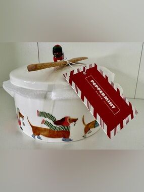 Peppermint Place Winter Dachshund Crock with Lid & Spoon Dish NWT